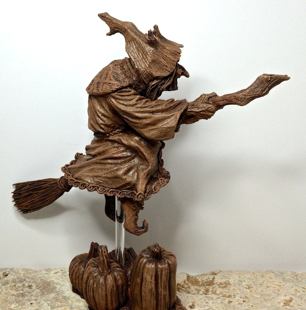 La Befana the Witch Statue, Hand Painted Resin Sculpture | Rustic Spooky Home Decor for Halloween